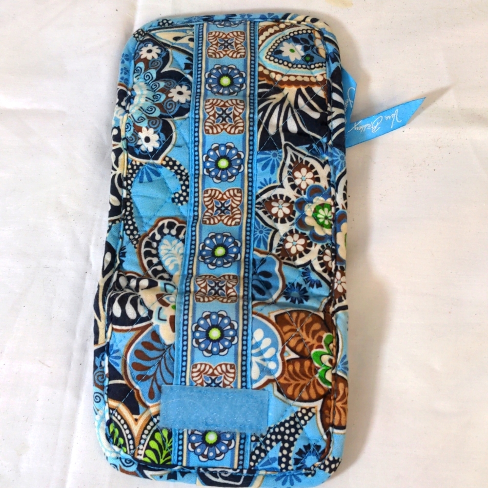 Vera Bradley Trifold Wallet - Picture 3 of 4